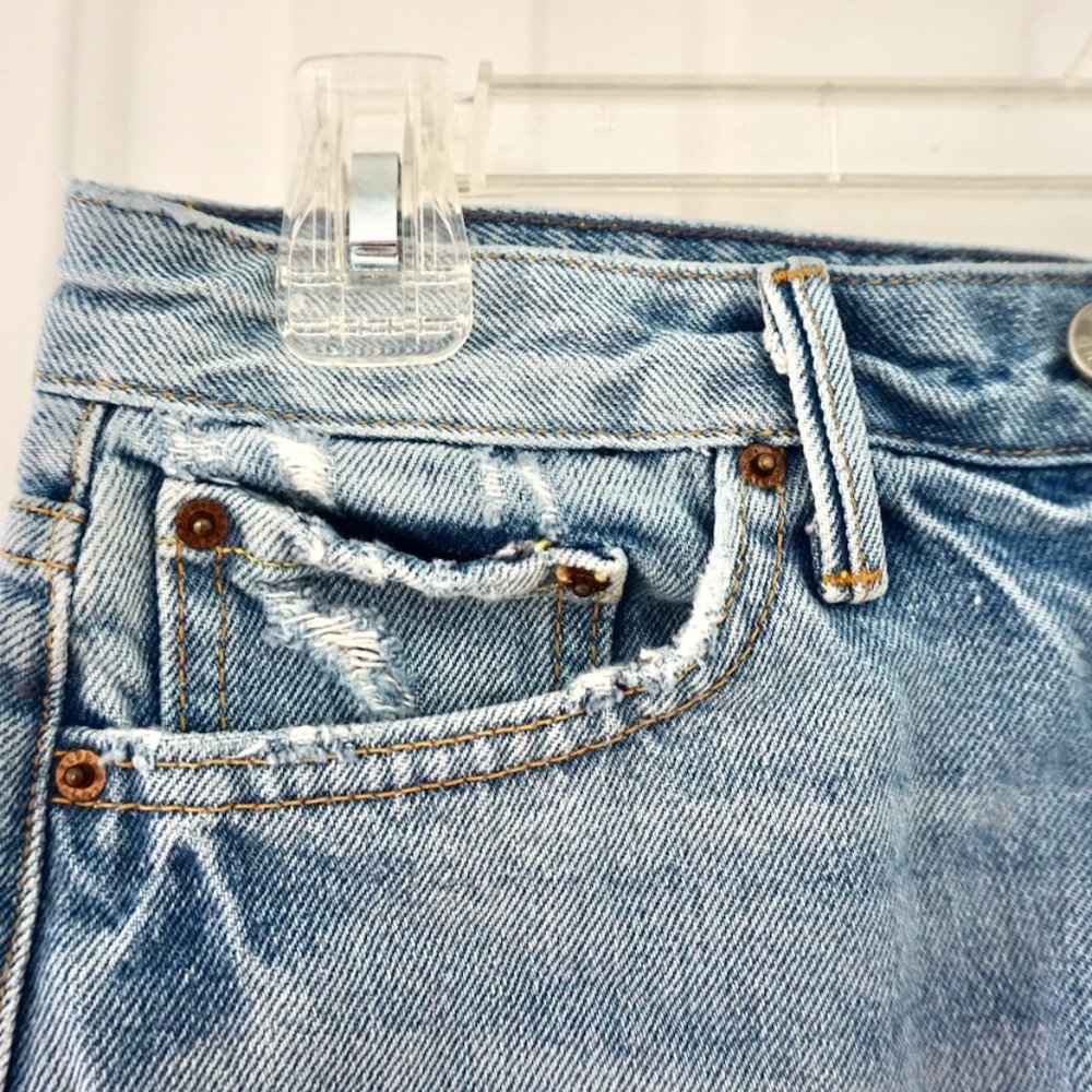 GRLFRND Light Wash Distressed Denim Jean Shorts - Picture 6 of 11